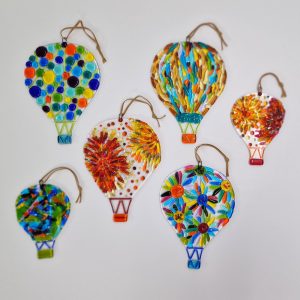 katrina shearlaw glass artist balloon workshop manor farm fused glass20230529_175909-1
